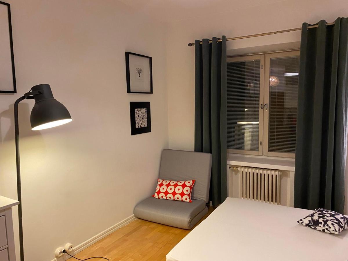 Cozy Gem In The Heart Of Design District Helsínquia Exterior foto